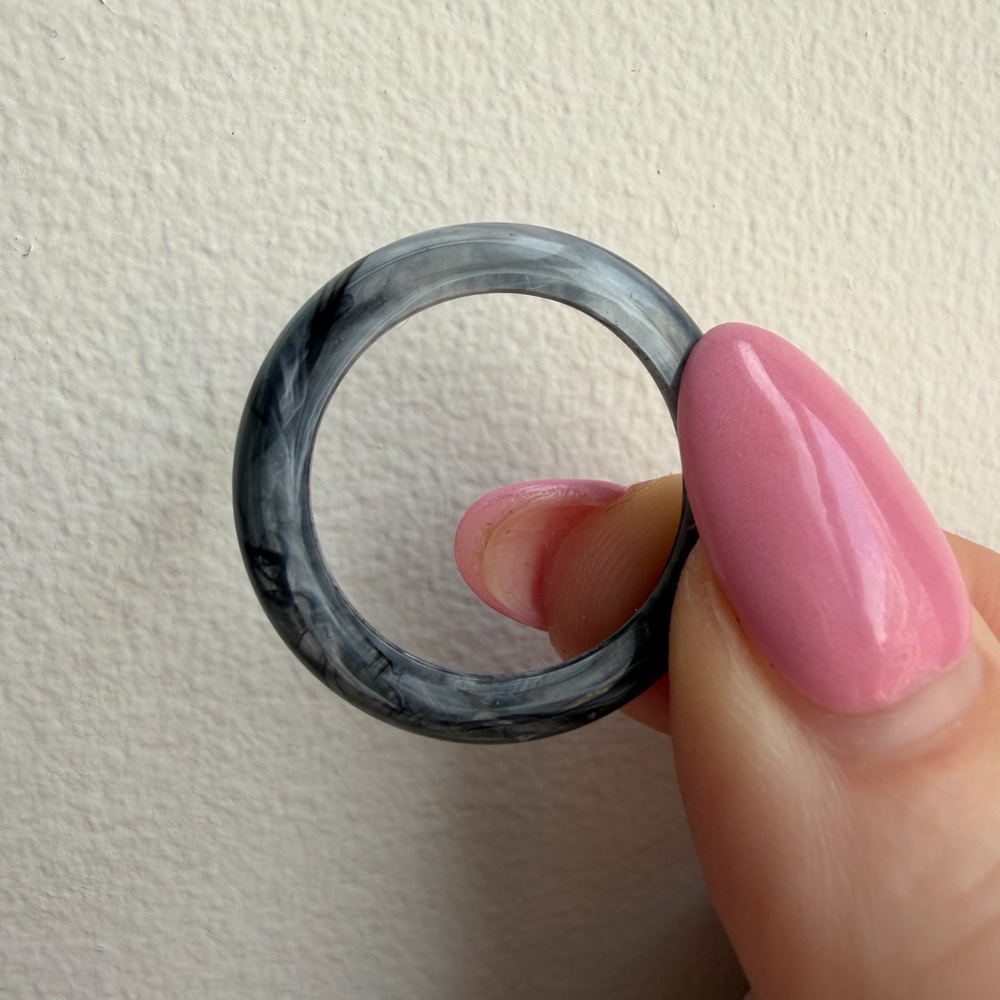 GUCCI marble change bezel